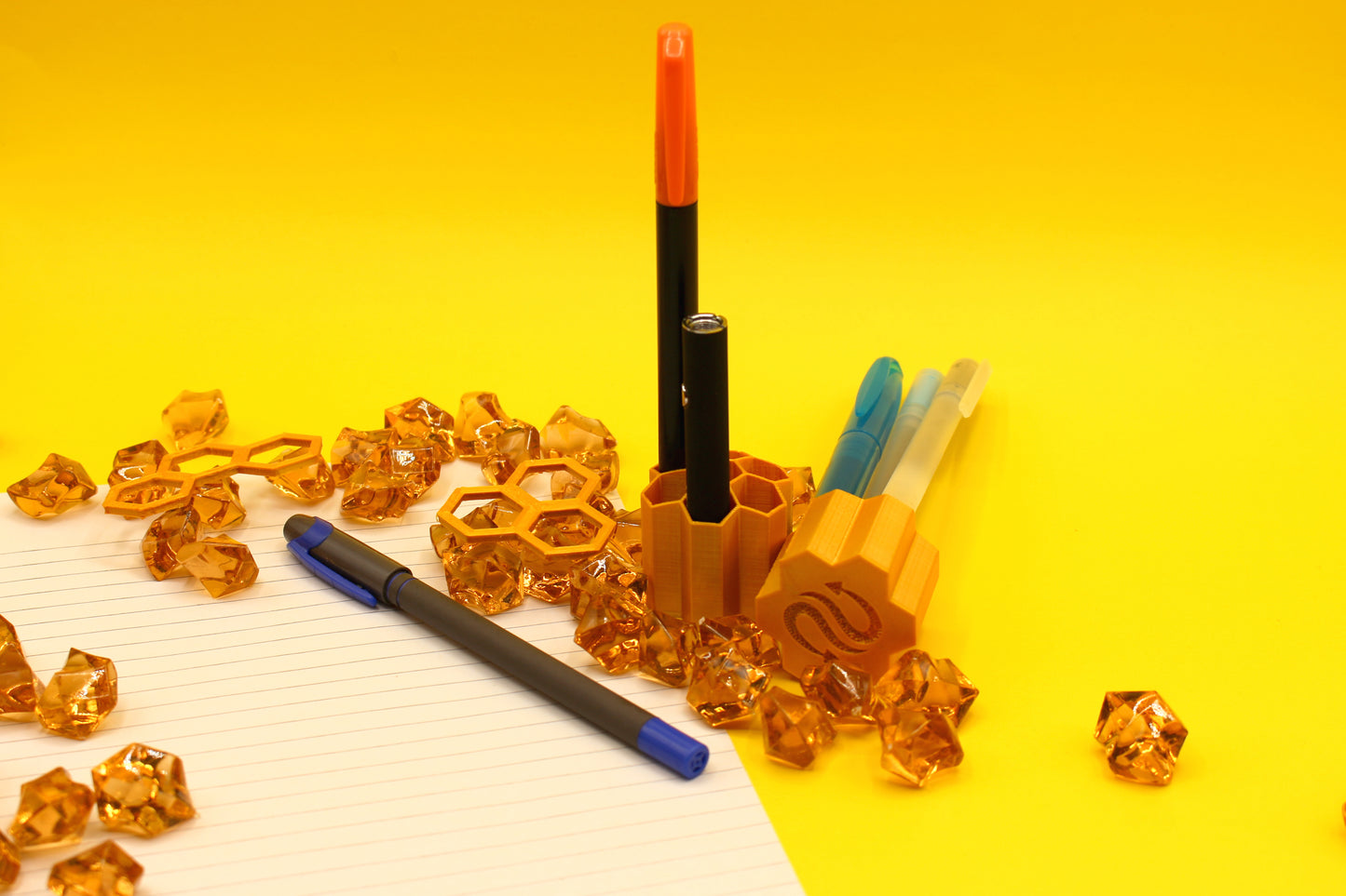 (SET OF 2) ECO FRIENDLY 3D PRINTED PEN AND CART STANDS
